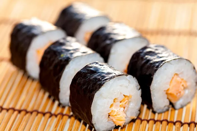 Maki cá hồi