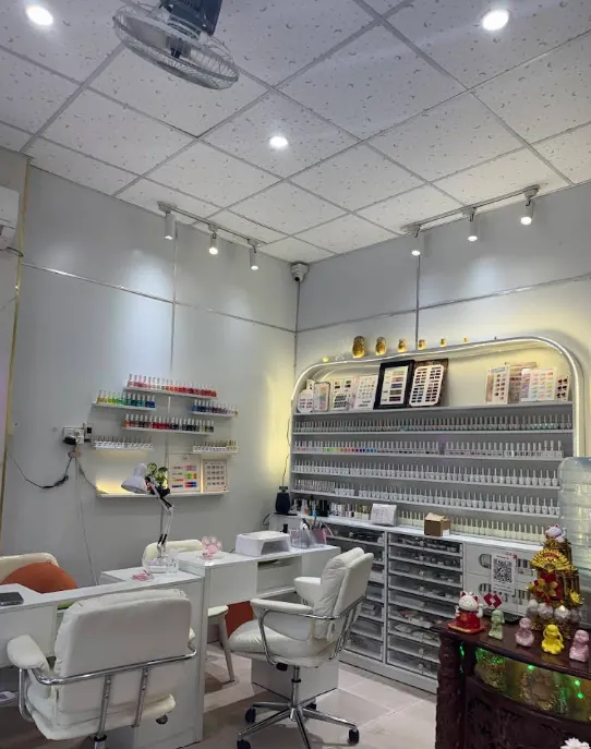 MOON NAILS 48 Đặng Vũ Hỷ