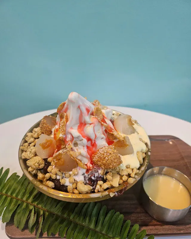 Bingsu đậu đỏ tuyết