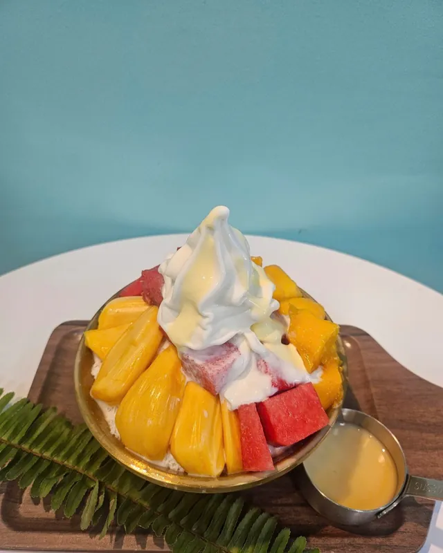 Bingsu trái cây thập cẩm