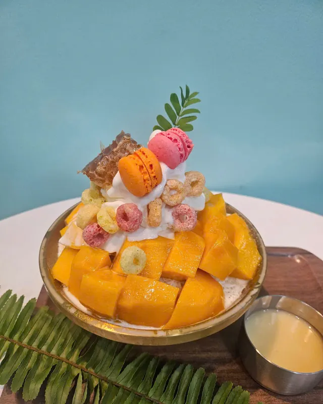 Bingsu xoài táo mật ong