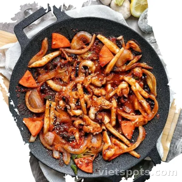 Mực xào cay