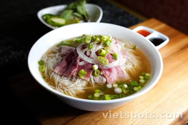 Phở Tái