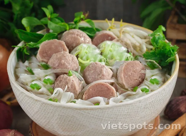 Phở Chả Viên