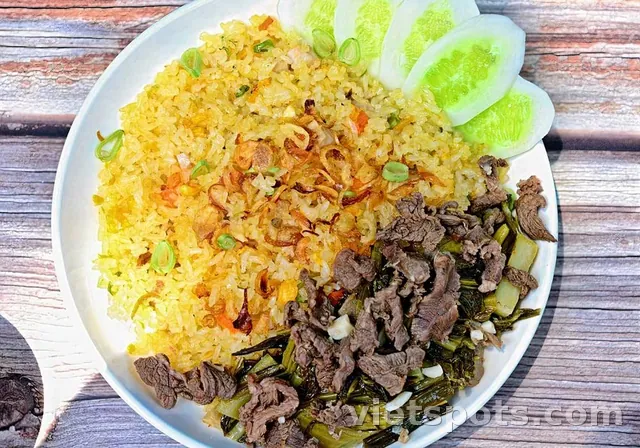 Cơm Chiên Rau Củ Bò