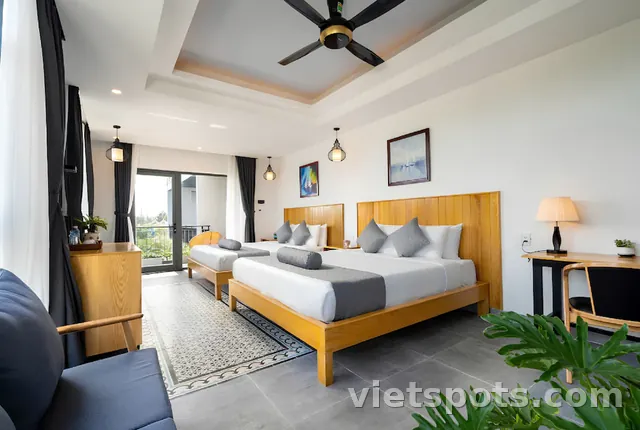 Phòng Gia Đình Deluxe có Ban Công