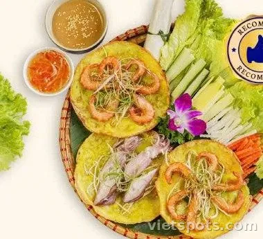 BÁNH XÈO HẢI SẢN