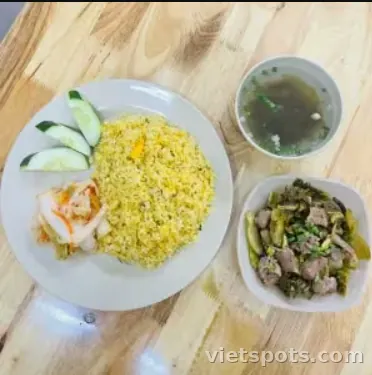 Cơm chiên dưa bò