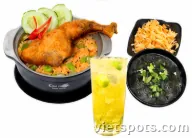 Combo F – Cơm thố đùi gà xối mỡ