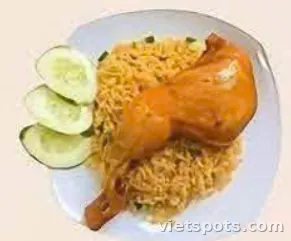 Cơm gà đùi góc tư
