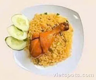 Cơm gà đùi tỏi xối mỡ