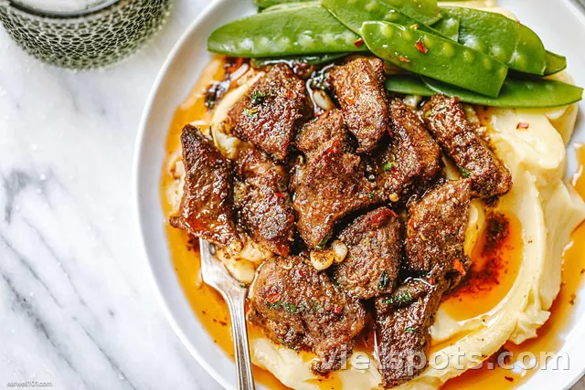 Bò Lúc Lắc Khoai Tây Nghiền