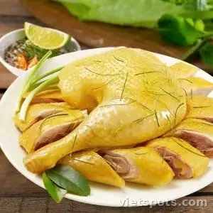 Gà luộc chặt nửa con