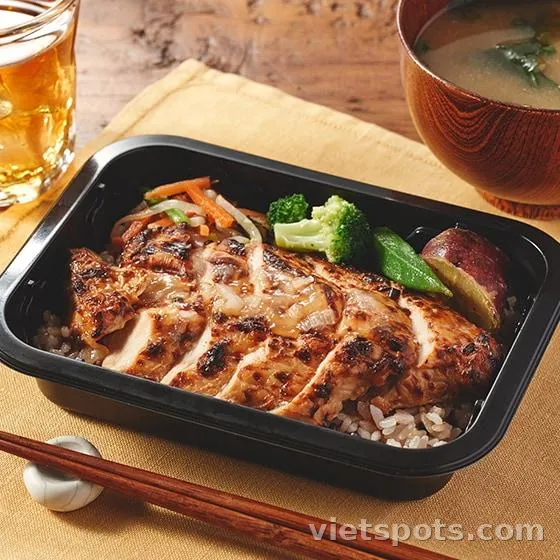 Cơm Gà Sốt Miso