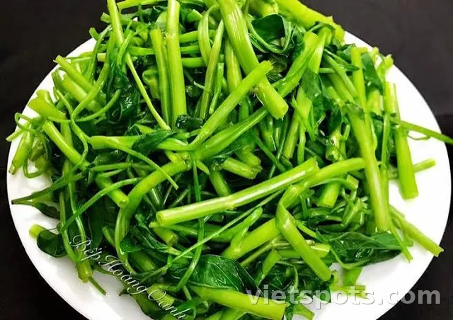 Rau muống luộc