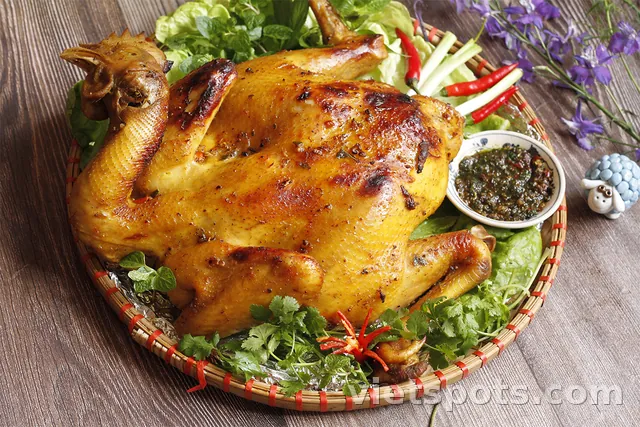 Gà nướng muối ớt lá chanh (Nguyên con)