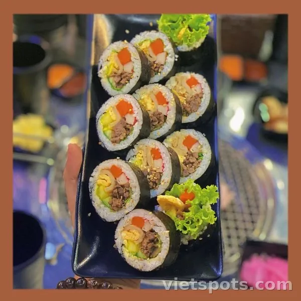 Cơm cuộn bò