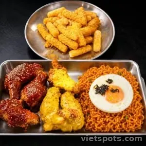 COMBO 6 GÀ SỐT, 1 MÌ CAY SỐT HANCHICK (M), 1 TRỨNG CHIÊN, Tokbok