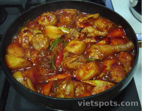 Gà om cay (nguyên con)