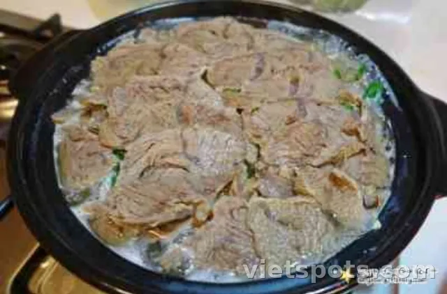 Thịt heo luộc Ondal (Suyuk)