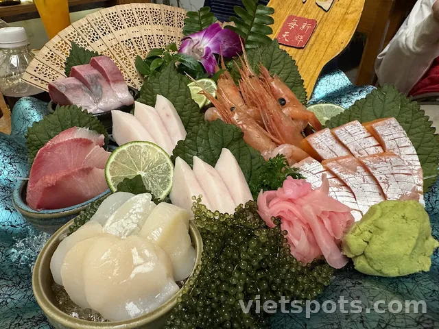 Sashimi cá hồi