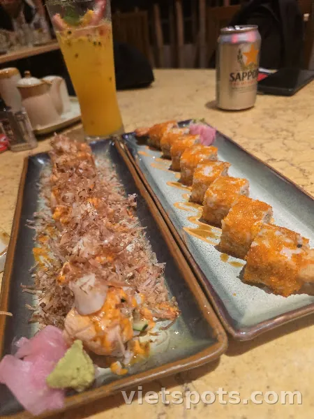 Sushi cuộn California