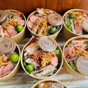Bún mắm đặc biệt 2 (thịt luộc , nem và chả)