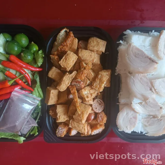 Bún Đậu Mẹt Khổng Lồ