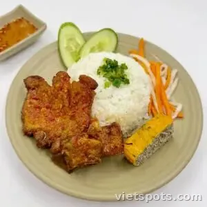 Cơm tấm sườn chả