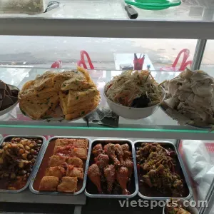 cơm thập cẩm không sườn