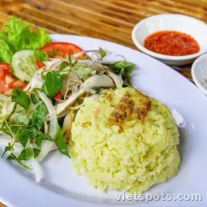 cơm gà Xé Trộn