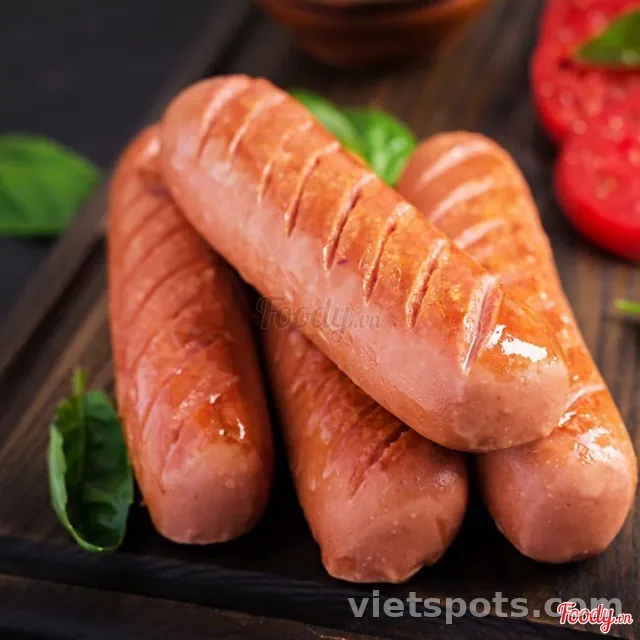 Xúc xích Đức chiên