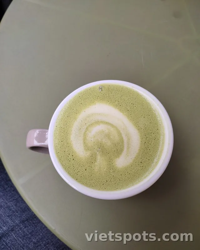 Matcha cốt dừa Latte