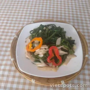 1x Rau Muống Xào Tỏi Chay, 1x Cơm Trắng, 1x Sữa Chua Xoài