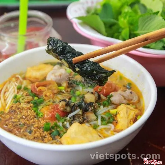 Bún cua ốc