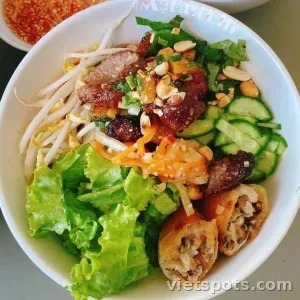 Bún thịt nướng đặc biệt