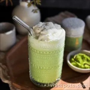 Matcha Banana Smoothie