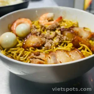Mì xíu hoành thánh khô