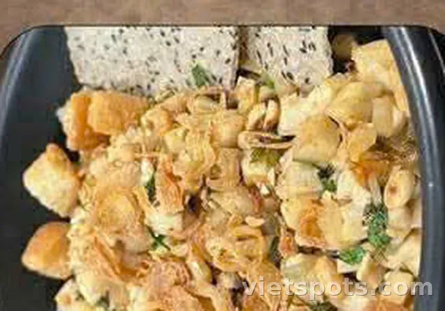 Грибы и тофу с рисовой лепёшкой