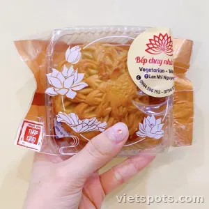BEST SELLER - BÁNH TRUNG THU NHÂN THẬP CẨM CHAY HOMEMADE