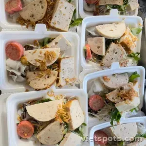 Bánh cuốn nóng