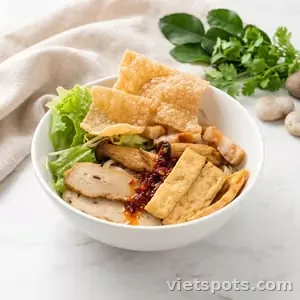 Cao lầu chay Hội An