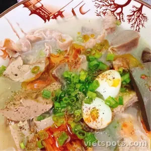 Vietnamese Thick Noodle Soup with Pork Offal