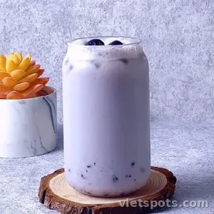 Blueberry Milk Tea with Extra Jelly
