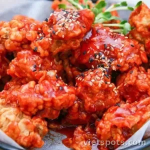 ไก่ป๊อปราดซอสเผ็ด