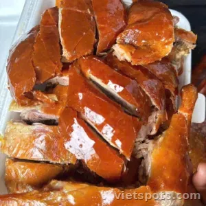 เป็ดหมักยีสต์ครึ่งตัว