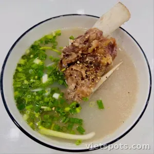 โจ๊กเนื้อรวมมิตรใส่กระดูก