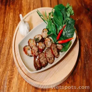 ไส้หมูทอด