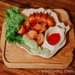 ไส้กรอกทอด