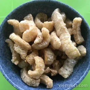 กากหมูกรอบ (ถ้วย)